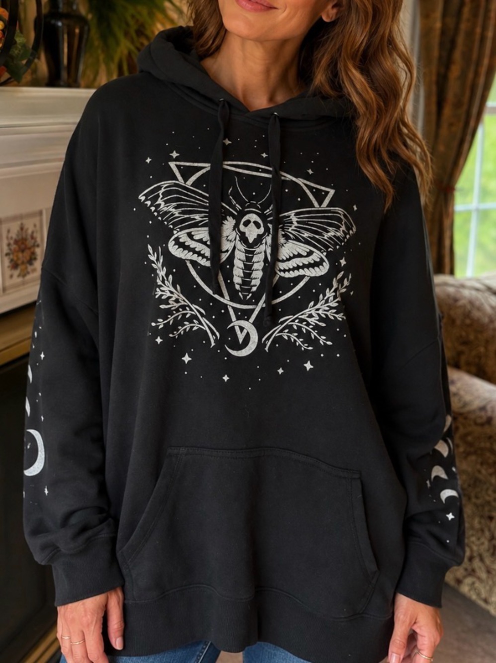 Torrid Nightfall Black Graphic PULLOVER HOODIE Women's size 0 or Lg/Xl